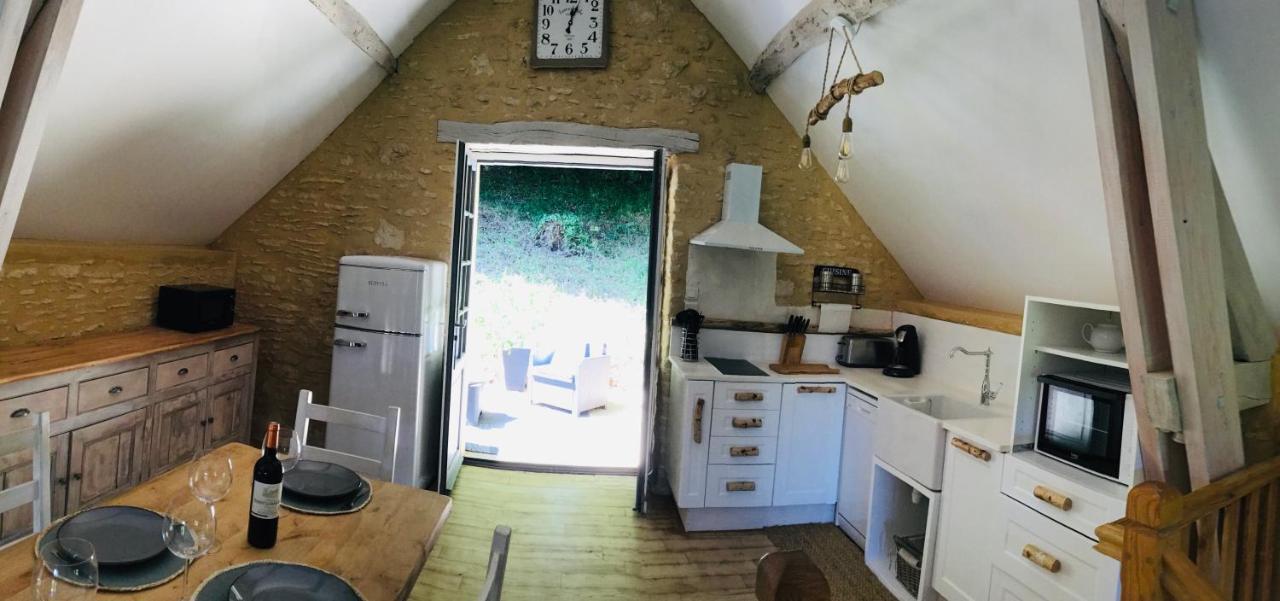 Logis Des 4 Fees Et Son Bain Nordique Villa Sainte-Nathalène Екстериор снимка