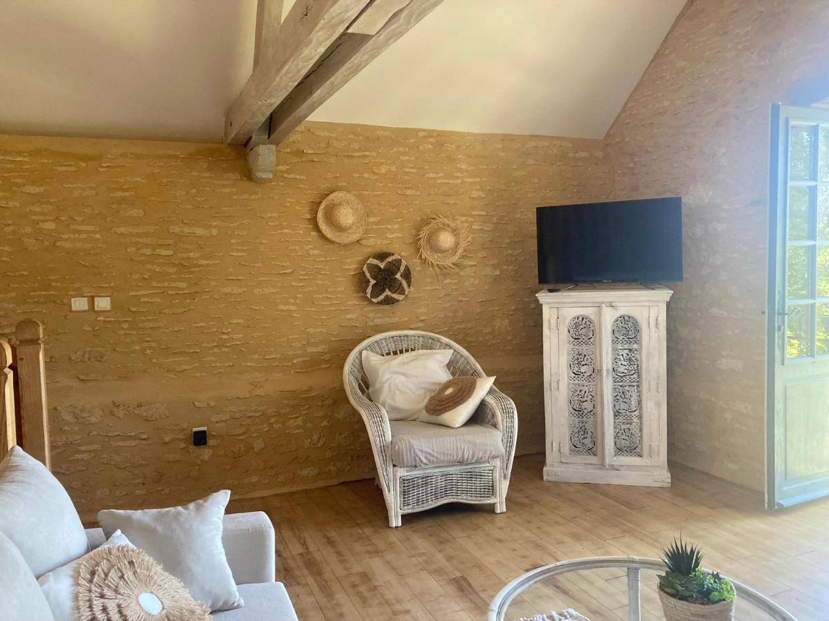 Logis Des 4 Fees Et Son Bain Nordique Villa Sainte-Nathalène Екстериор снимка